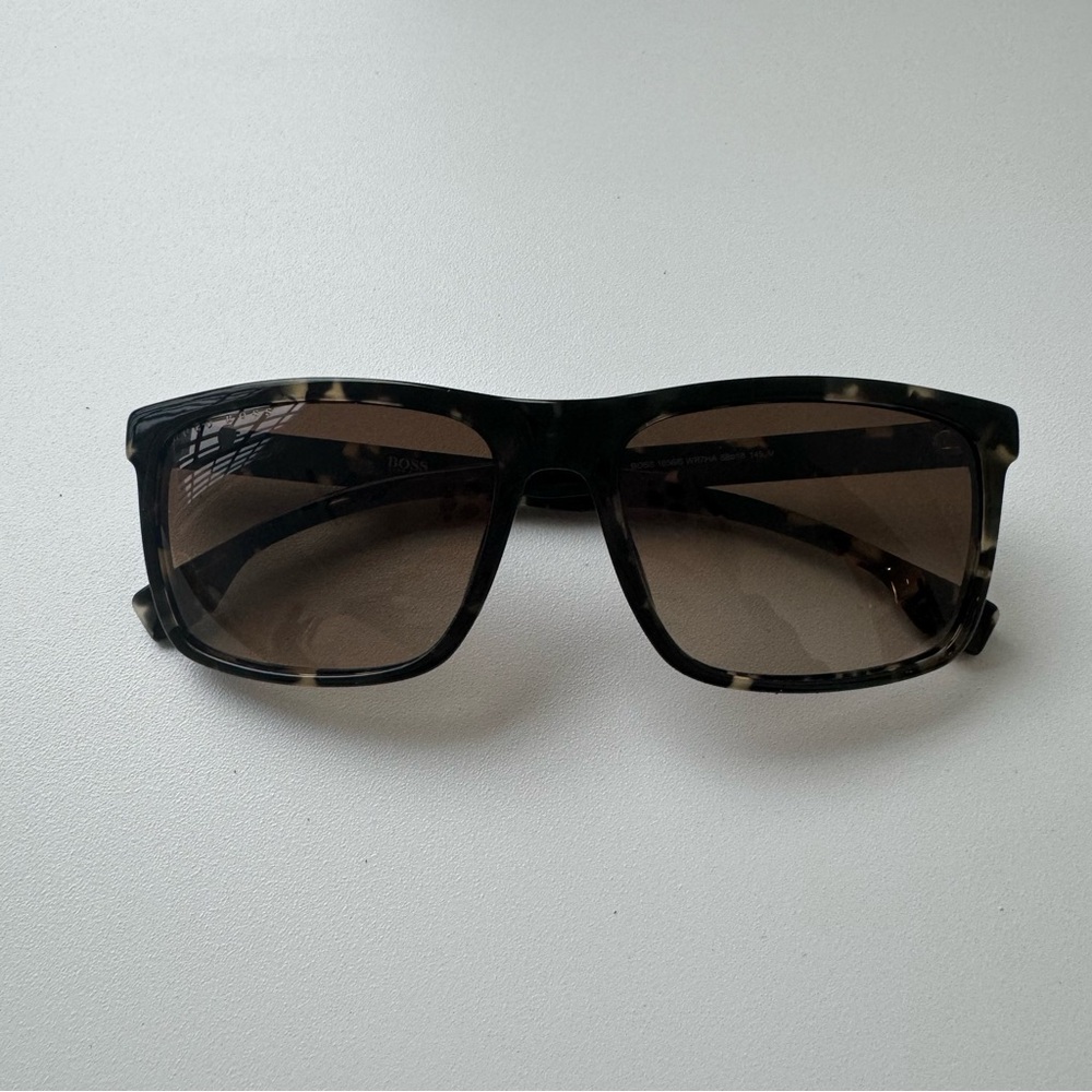 Hugo Boss men’s sunglasses